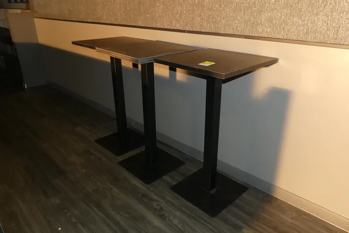 3x Stehtisch Maße in cm je ca. 60 x 60